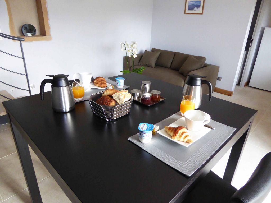 Petit-déjeuner en chambre - Gîte près de Lyon